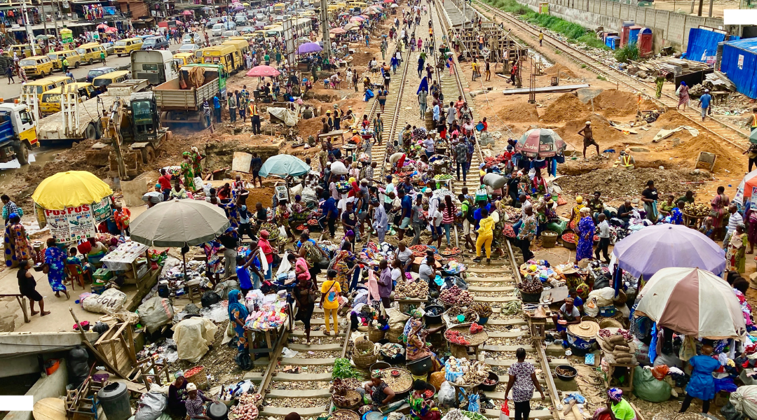 Issue-based programming and the parallel tracks of urban reform