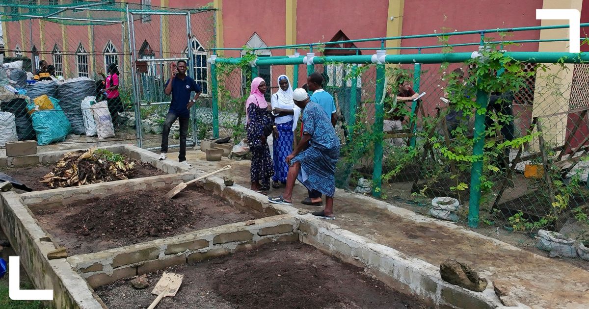 Lagos community waste action research project Image of a commuity compositing facility in Lagos